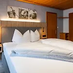 Aparthotel Garni Madrisa Brand (Vorarlberg)