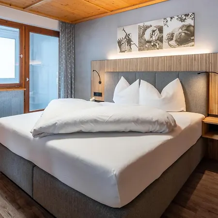 Apartahotel Garni Madrisa