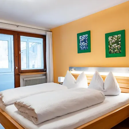 Garni Madrisa Apartahotel