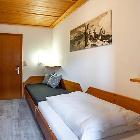 Garni Madrisa Aparthotel