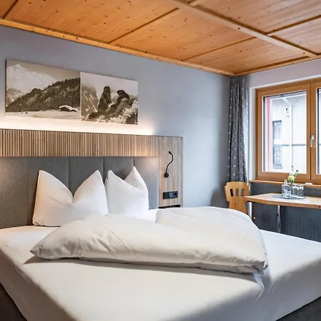 Garni Madrisa Apartahotel